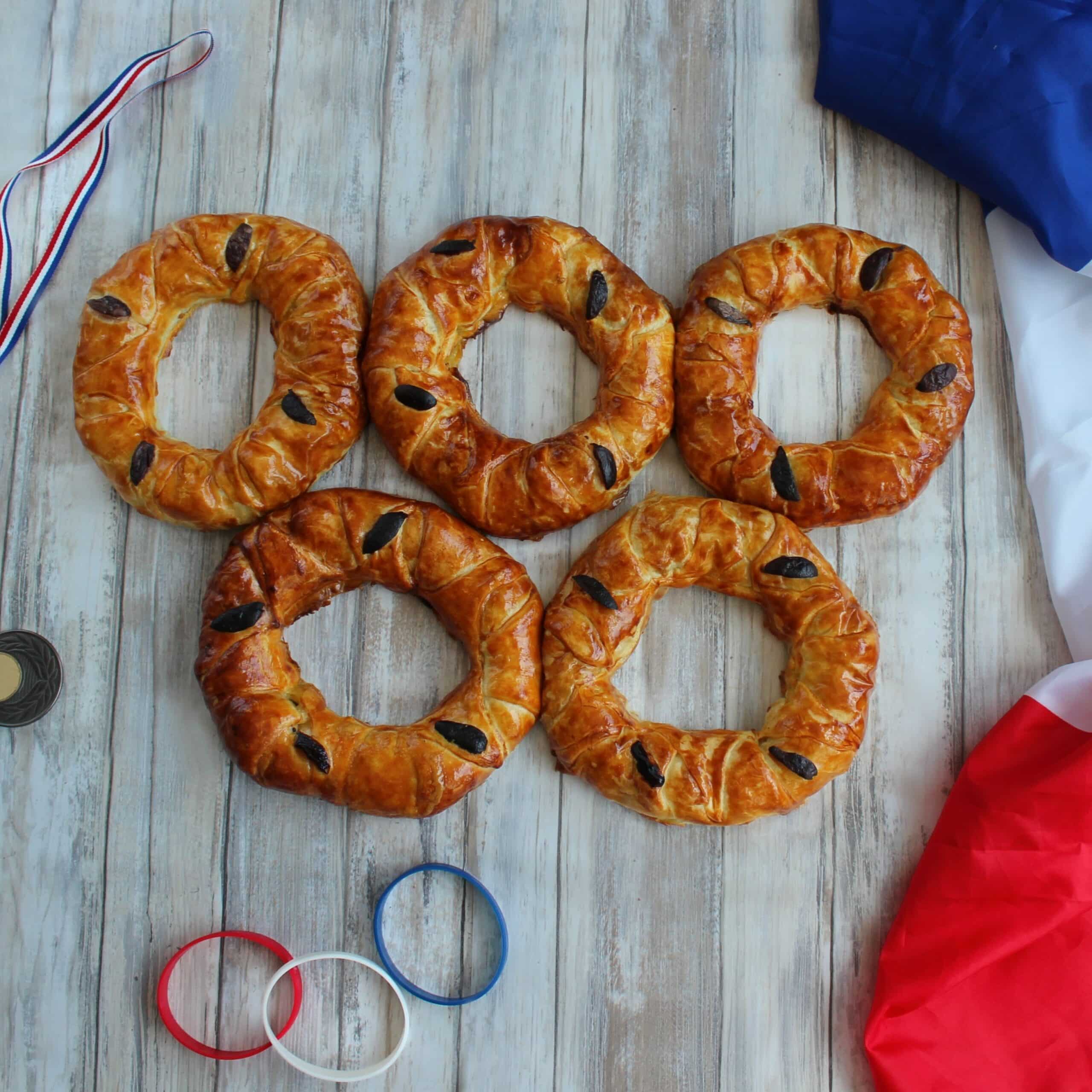 Lire la suite à propos de l’article COURONNE FEUILLETÉE AU JARRET DE VEAU À EFFILOCHER