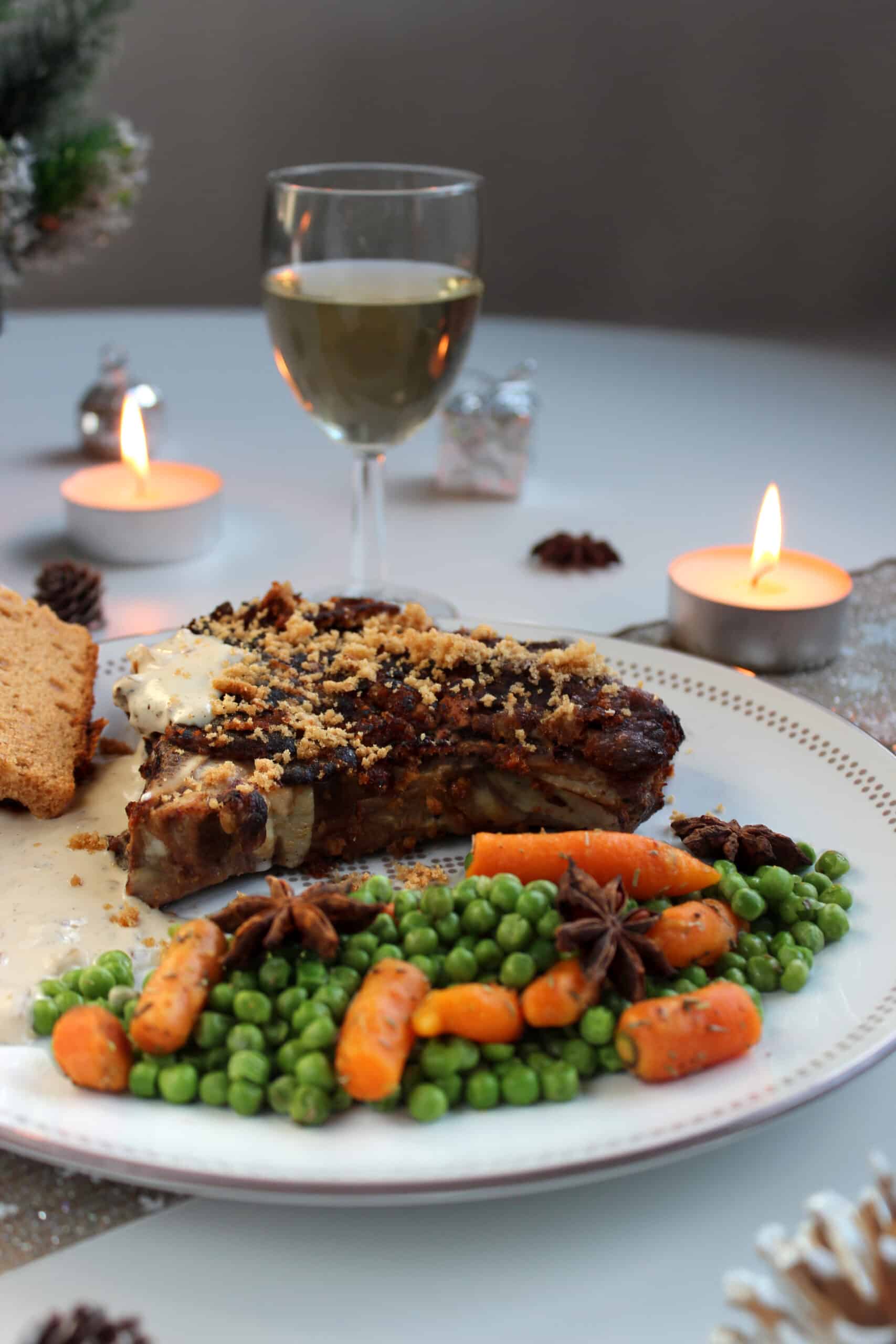 Lire la suite à propos de l’article T-BONE DE VEAU EN CROÛTE DE PAIN D’ÉPICES ET SA SAUCE AU VIN BLANC